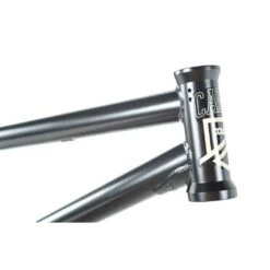 Colony Cadet 18 Inch Frame -Canyon Sport Store D08 161A 9dd7c515 647c 4dcf b140 cf0a61e4ff87