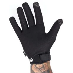 LUXBMX X FIST V2 Youth Gloves - Black/White -Canyon Sport Store luxbmx x fist v2 youth gloves blackwhite gloves fist black youth m 3
